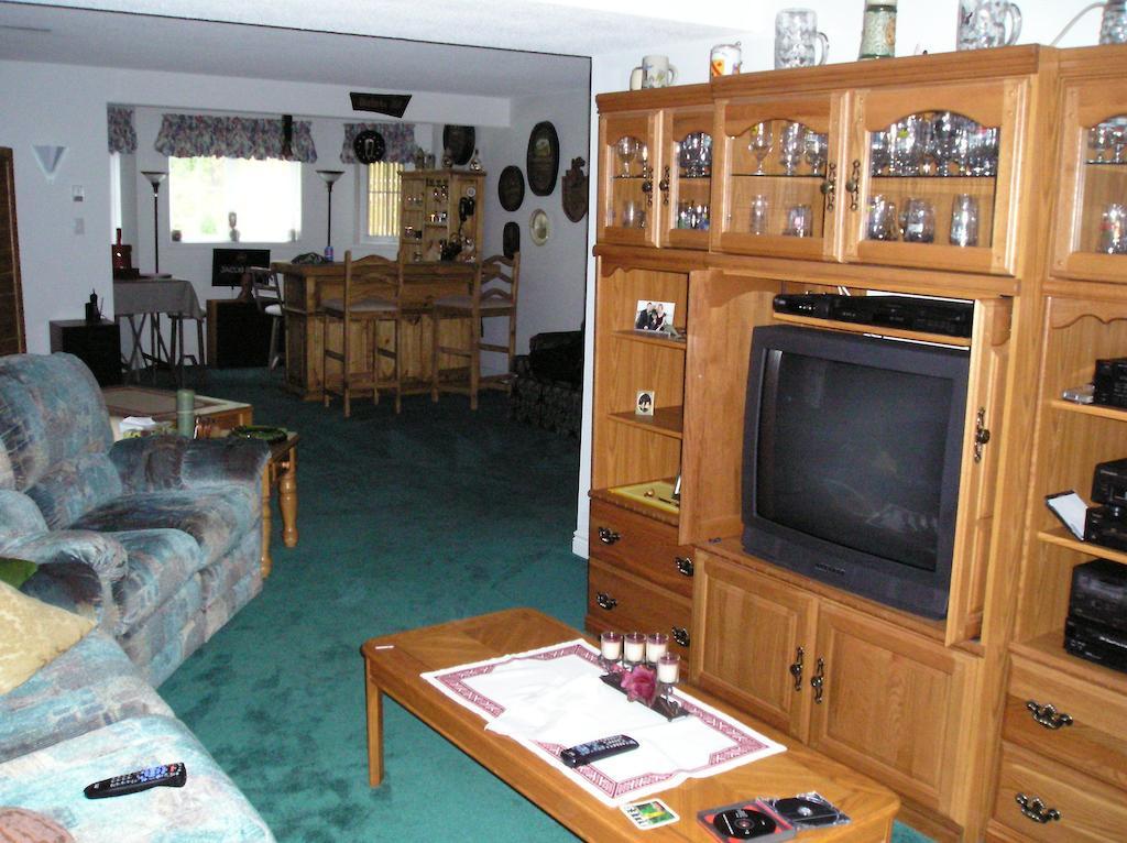 Victoria Harbour Tucked Inn The Harbour B&B מראה חיצוני תמונה