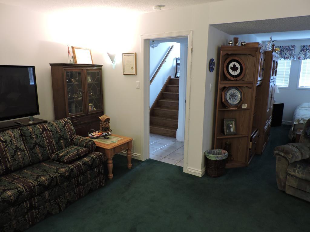 Victoria Harbour Tucked Inn The Harbour B&B מראה חיצוני תמונה